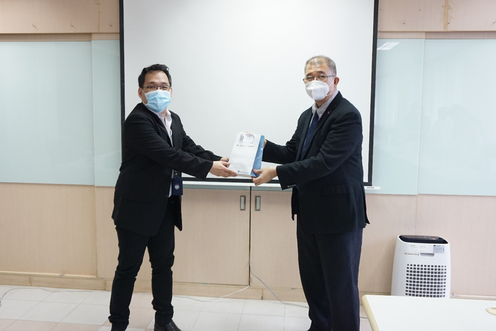 Science Chief presents DOST’s initiatives to UNIDO Country Representative in Phl image