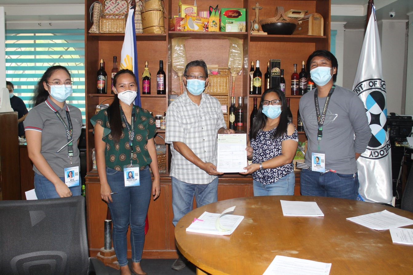 La Union entrep, associations get financial assistance to boost productivity image