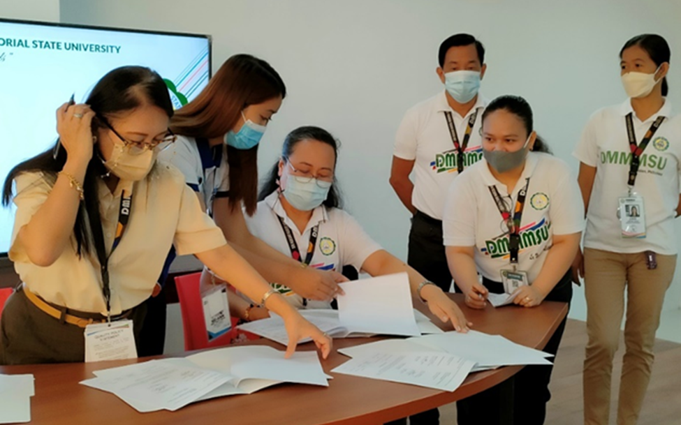 DOST’s free internet resources reach DMMMSU campuses image