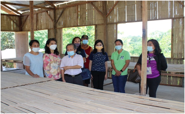 Japanese organization lauds silk worm rearing houses in Misamis Oriental image