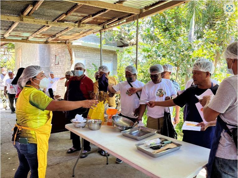 DOST-I boosts Laoag Mango Industry with Native Mango Processing Training image