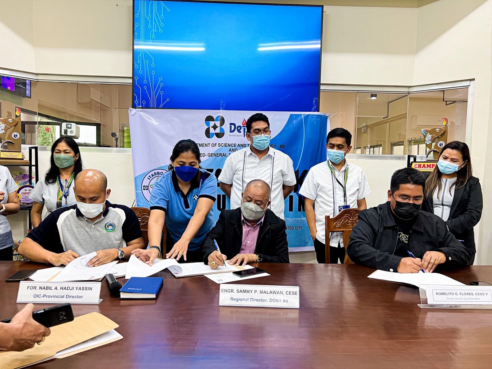 ‘Yes to STARBOOKS!’, DepEd GenSan tells DOST-XII image