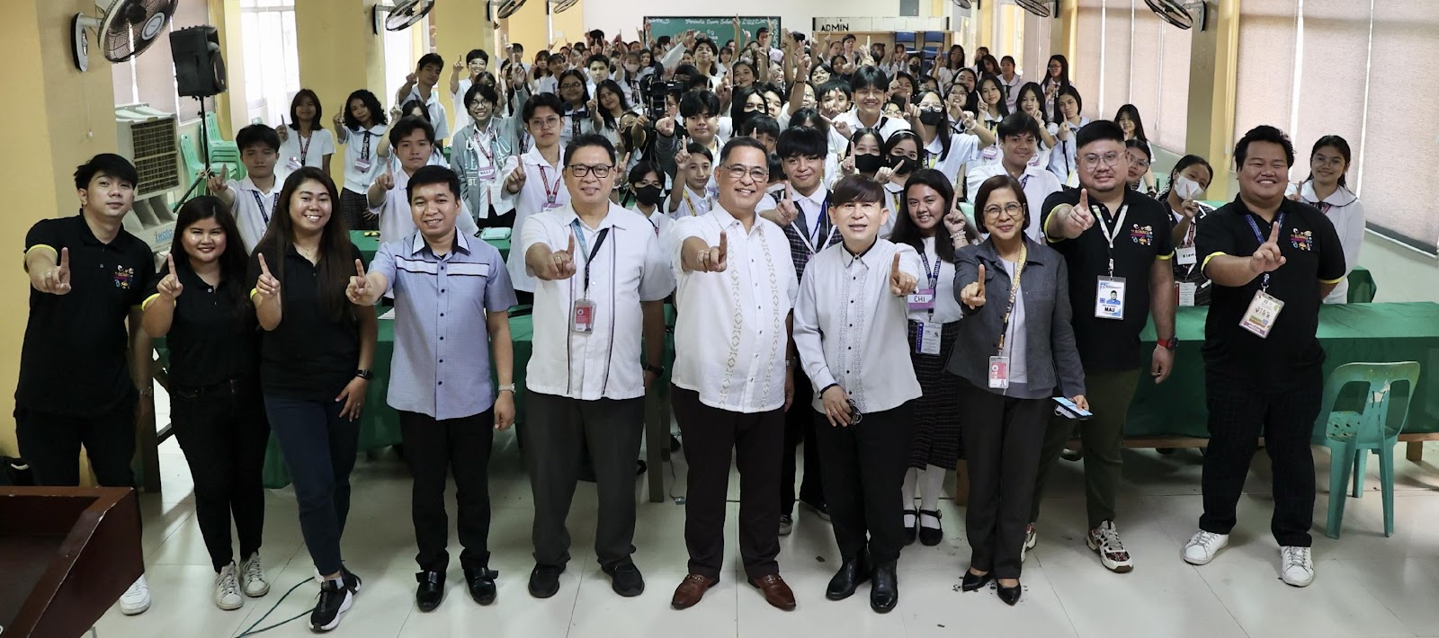 Budding young science journalists learn to craft relevant content image